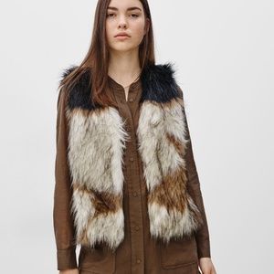 Aritzia Talula Park Slope Faux Fur Vest